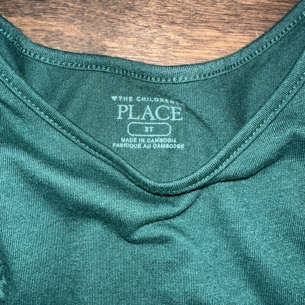 The Childrens Place Long Sleeve Tees Bundle Holiday Christmas Size 3T
